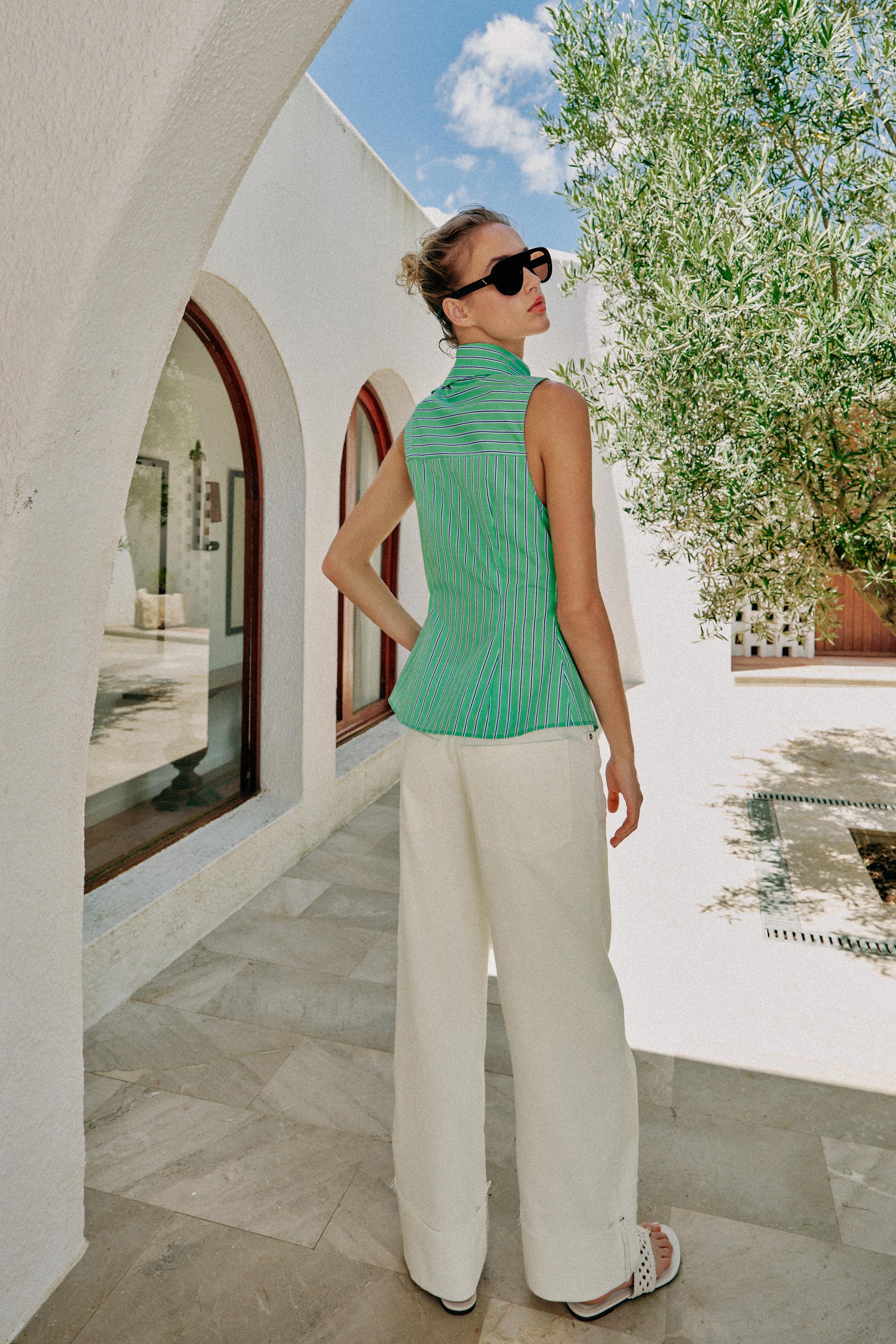 BOW TRIM STRIPED SLEEVELESS SHIRT